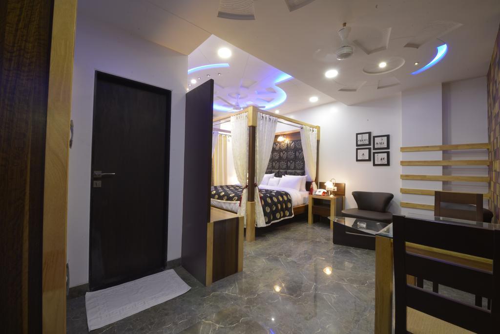 Hotel Jp International Аурангабад Екстериор снимка