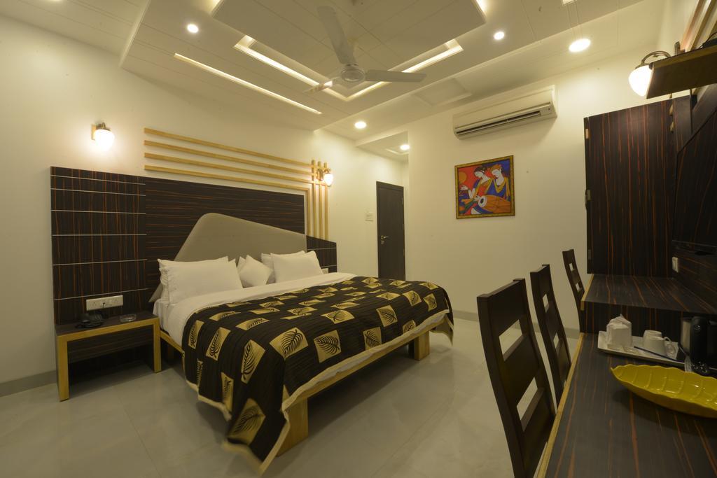 Hotel Jp International Аурангабад Екстериор снимка