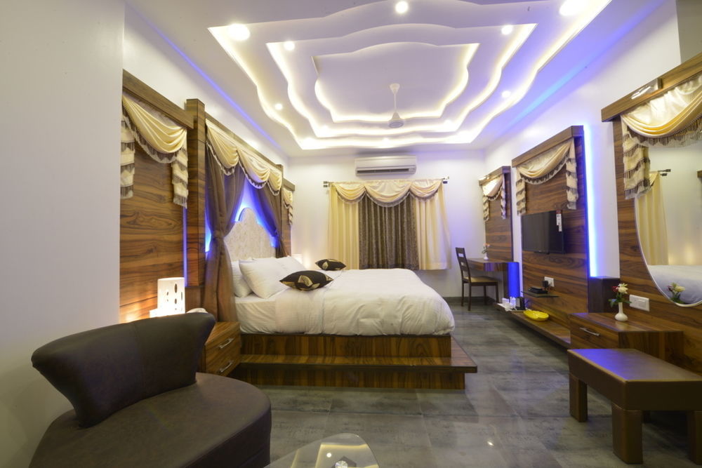 Hotel Jp International Аурангабад Екстериор снимка
